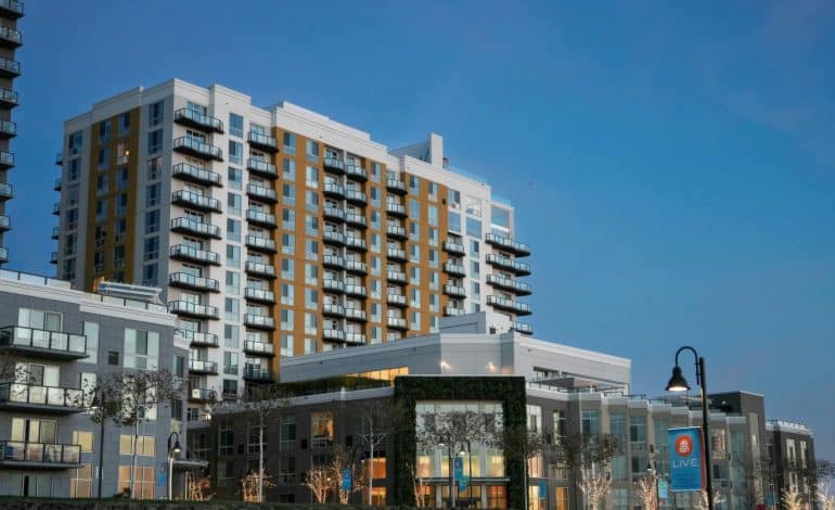 Guía Tributaria DFL-2: Inversiones en Propiedades con Beneficios Fiscales en Chile